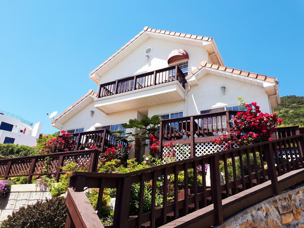 Namhae Bluemare Pension 외부 사진