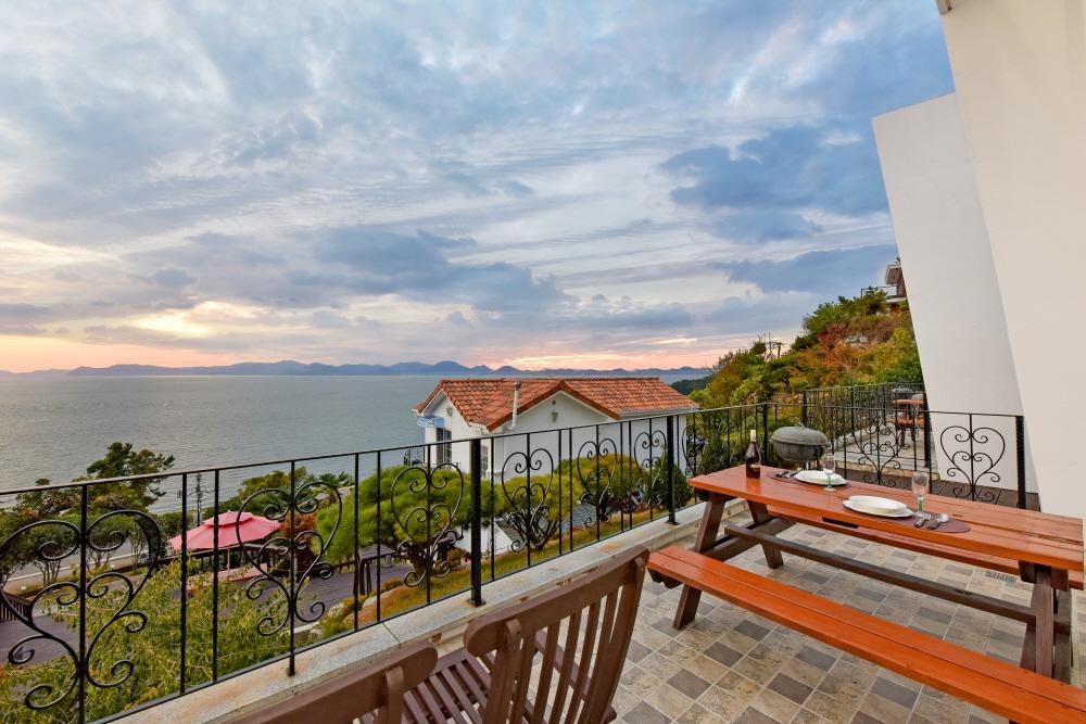 Namhae Bluemare Pension 외부 사진
