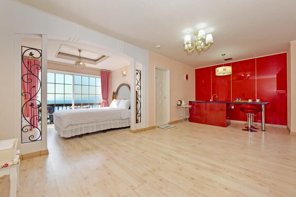Namhae Bluemare Pension 외부 사진