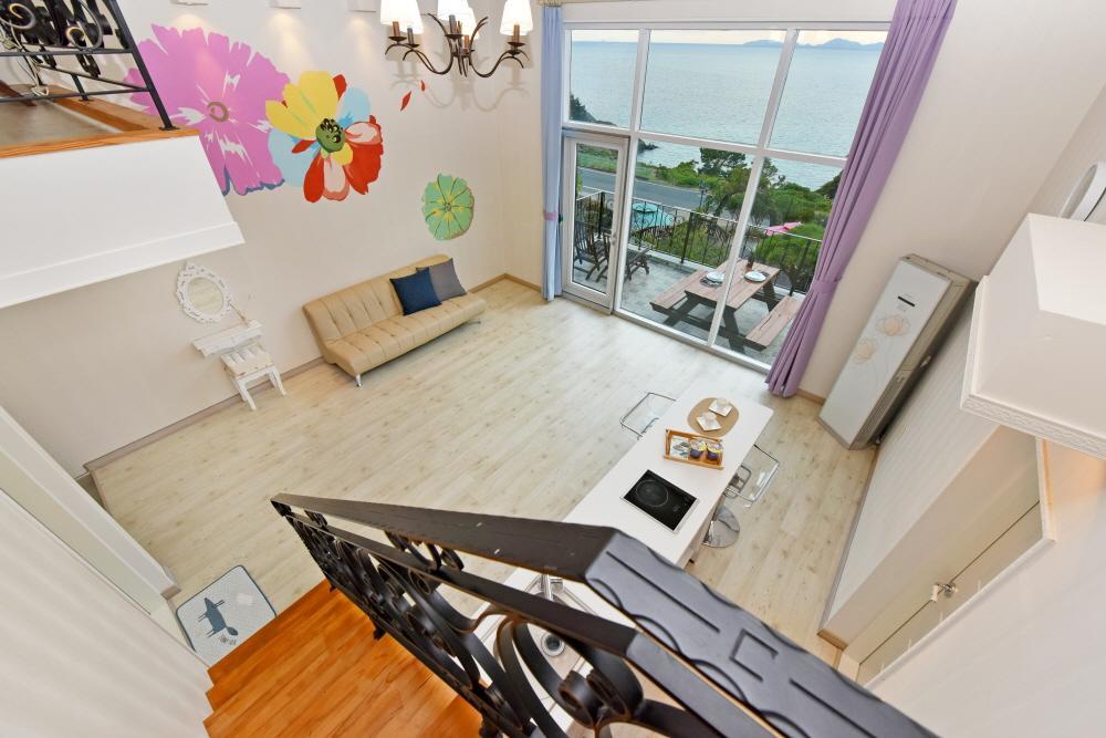 Namhae Bluemare Pension 외부 사진