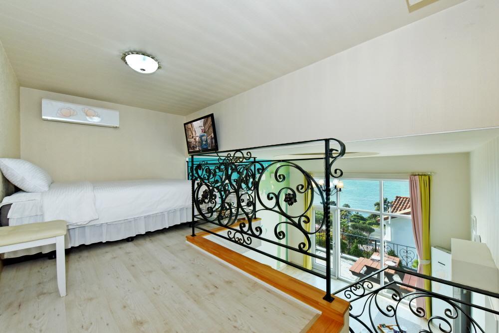 Namhae Bluemare Pension 외부 사진