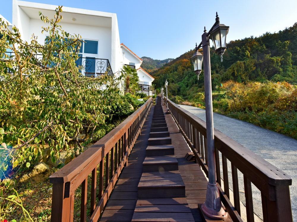 Namhae Bluemare Pension 외부 사진